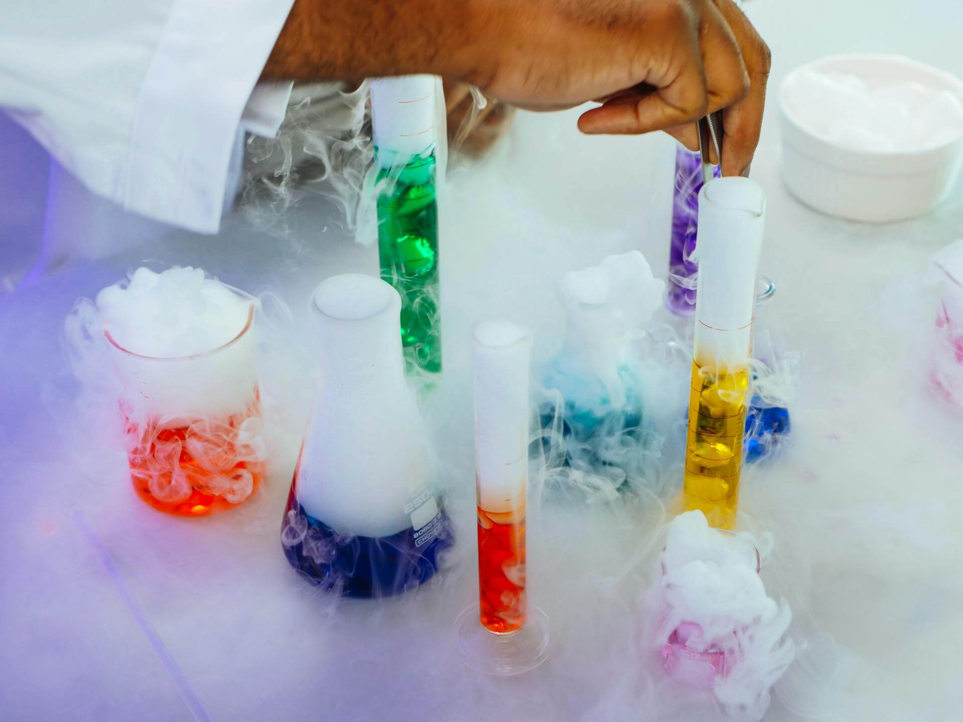 Cool chemistry experiment for home educators